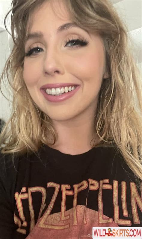 Lena Paul / LenaIsAPeach / lenapaulxo nude OnlyFans, Instagram leaked ...