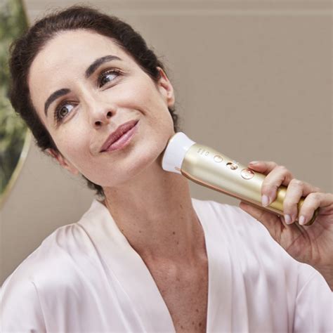 Lift Contour Massager | My Beauty Routine by Rowenta