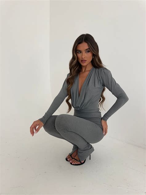 JOLIE Split Hem Leggings - Grey – Lola Rae Fashion