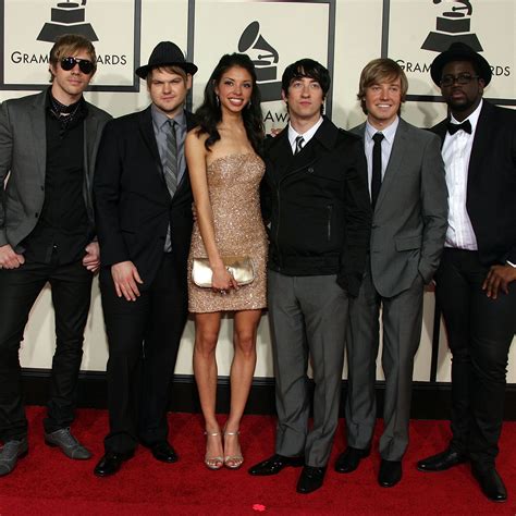 Here's the Actual Story Behind "Hey There Delilah" | Teen Vogue