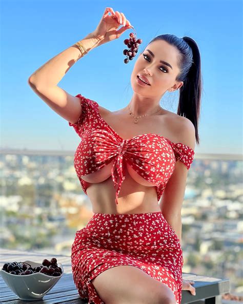 •Exeno• - 🍇💜 #MarisolYotta 💜🍇