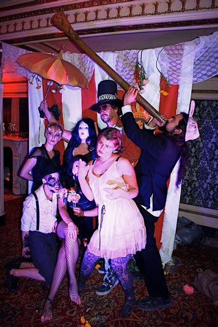 The old world Freak Show comes alive - Keep Albany Boring