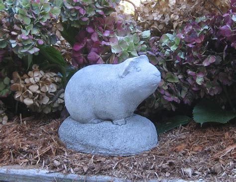 Guinea Pig Statue - Etsy