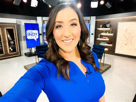 Nicole Griffin WRTV - Matching the Inside Indy graphics tonight 💙
