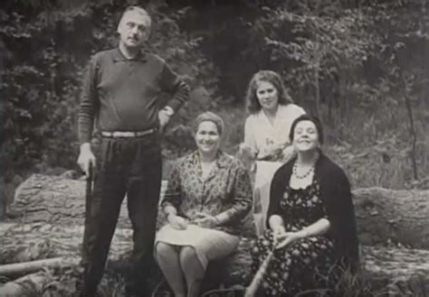 Наталья Кончаловская - биография, новости, личная жизнь, фото, видео ...
