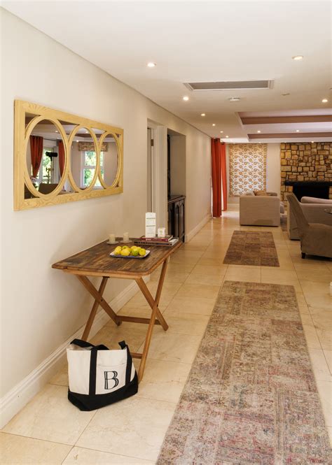 Luxury Two Bedroom Signature Apartment | Dawn Mountains