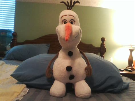 Olaf by plushiefanatic on DeviantArt