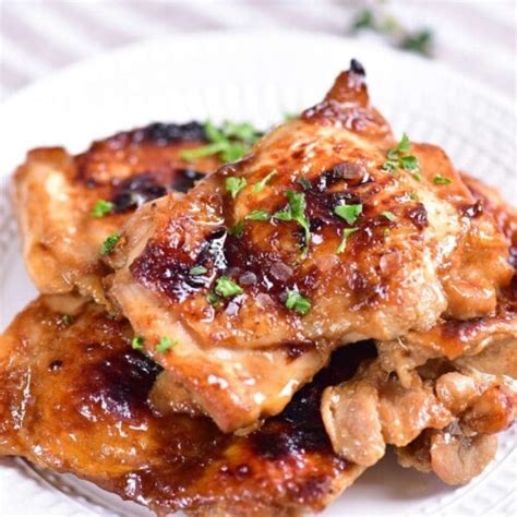 20+ Healthy Chicken Thigh Recipes (Tried & True)