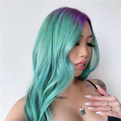 Tinayoshile's Amazon Page