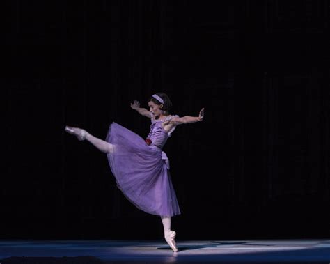 Cupcakes & Conversation with Anna Rose O'Sullivan, Soloist, The Royal