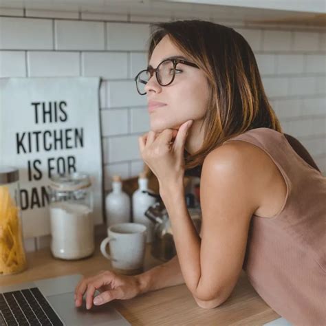 3 Drawbacks of Taking Both Last Names - MissNowMrs