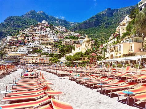 female solo travel guide visit positano italy   amalfi coast