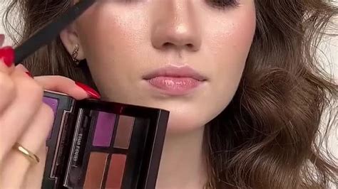 Сиреневый макияж глаз.💜