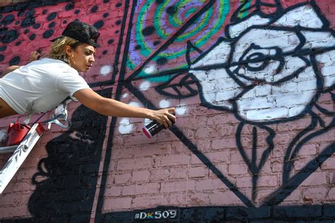 Cool Spray Paint Ideas That Will Save You A Ton Of Money: Graffiti Wall ...