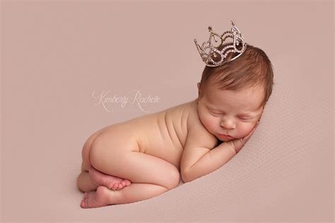 40 Newborn Photo Ideas for Boys & Girls at Home or Studio