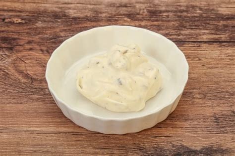 Соус для салата Цезарь с анчоусами – простой и вкусный рецепт, как ...