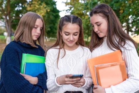Психология ребенка 12 лет. Возрастные особенности детей в 12-13 лет ...