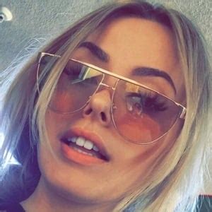 Corinna Kopf - Age, Family, Bio | Famous Birthdays