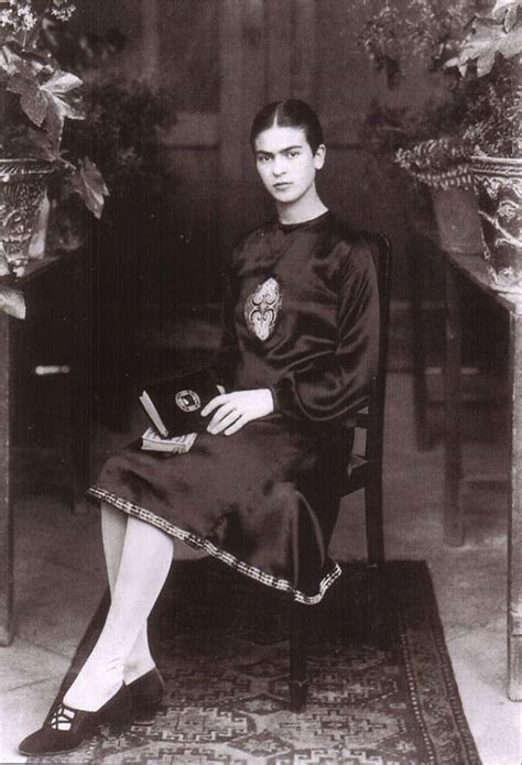 Стиль Фриды Кало - www.be-in.ru | Frida kahlo, Frida karlo, Frida kahlo ...