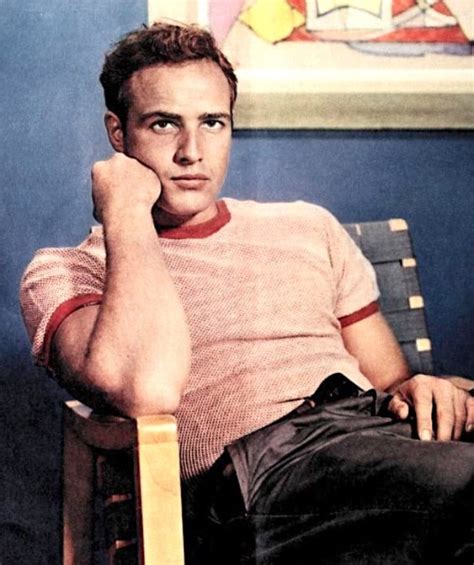 marlon brando young  making   hollywood icon