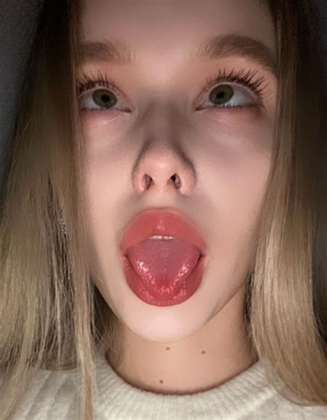 Создать мем "person, девушки, большие девушки" - Картинки - Meme ...