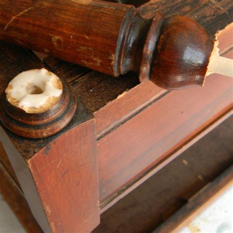 how to fix split wood table top