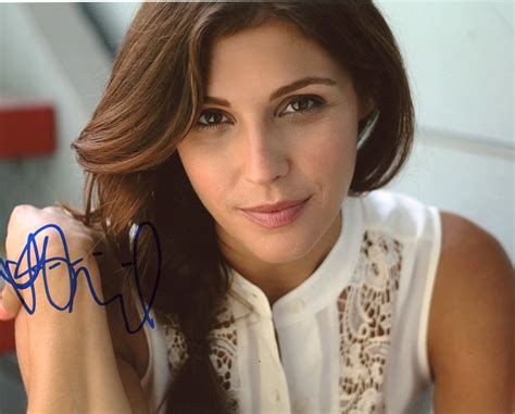 LILI MIROJNICK - Happy! AUTOGRAPH Signed 8x10 Photo