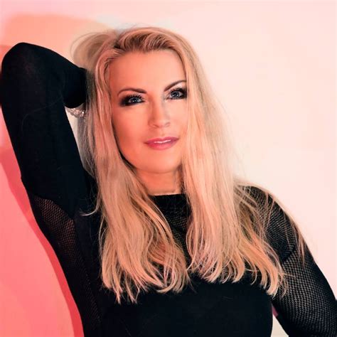 Gallery - Lian Ross