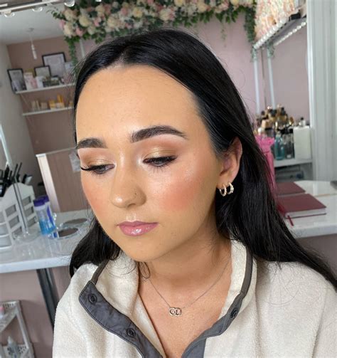 Carol Willis make-up artistry | Sligo