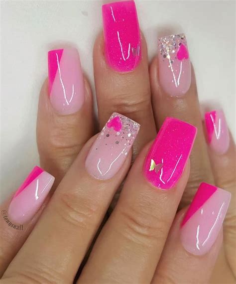 25 inspiration nail art rose - Le Mag Beauté