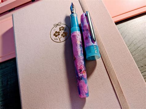 It can be sakura season year round 🌸 : r/fountainpens