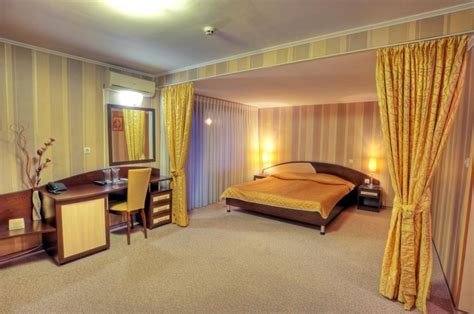Хотел Луксор — Rezervaciq.com