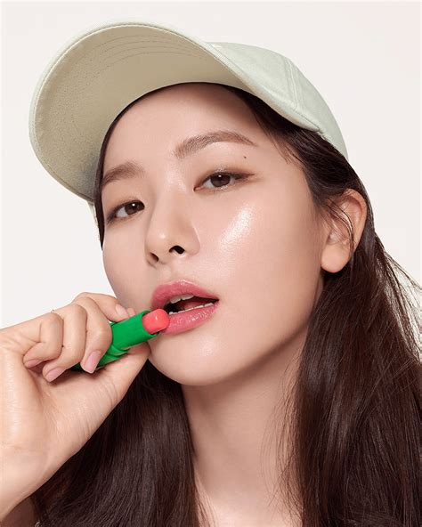 AMUSE Vegan Green Lip Balm - Hydrating Plant-Derived Lip Treatment