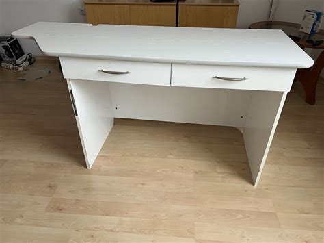 Бюро с две чекмеджета 160/60/80 гр. София ж.гр. Зоопарк • OLX.bg
