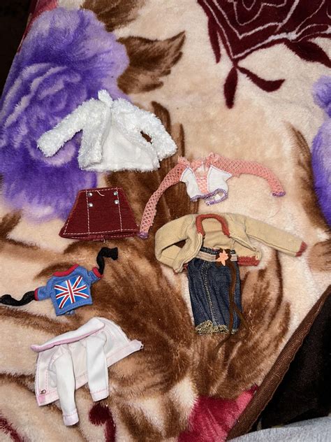 the way my jaw dropped when i saw them at the thrift store!!! 😭 i need