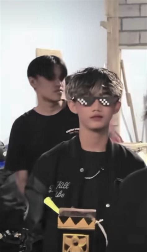 kcee uyy gadis pirang potret diri pria impian