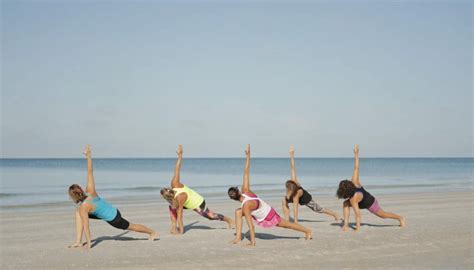 Benefits to a Beach Yoga Practice | Yoga Digest