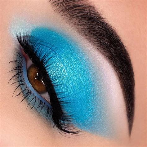 10 Light Blue Makeup Looks To Brighten Up Your Day | The FSHN