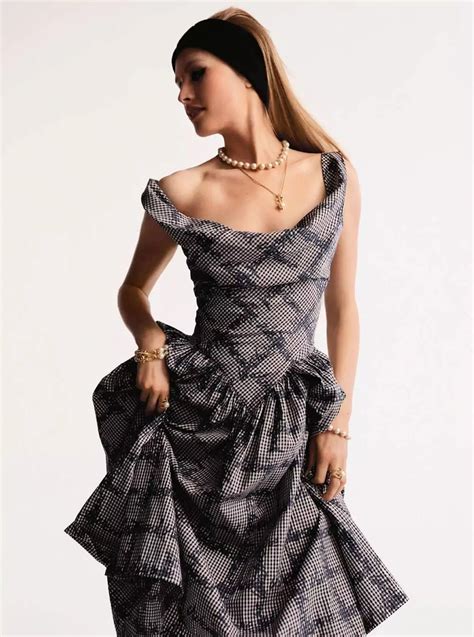 Klara Kristin In Brigitte Style Editorial