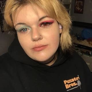 Vic OnlyFans | @vickieemcanimal review (Leaks, Videos, Nudes)