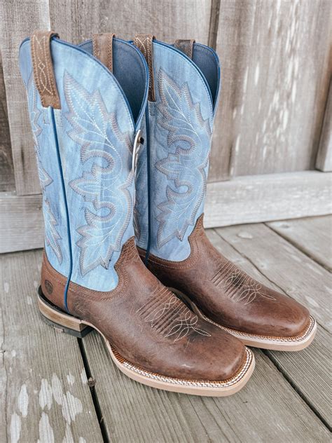 women ariat cowgirl boots 1