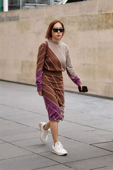 Complementary brown clothing outfits