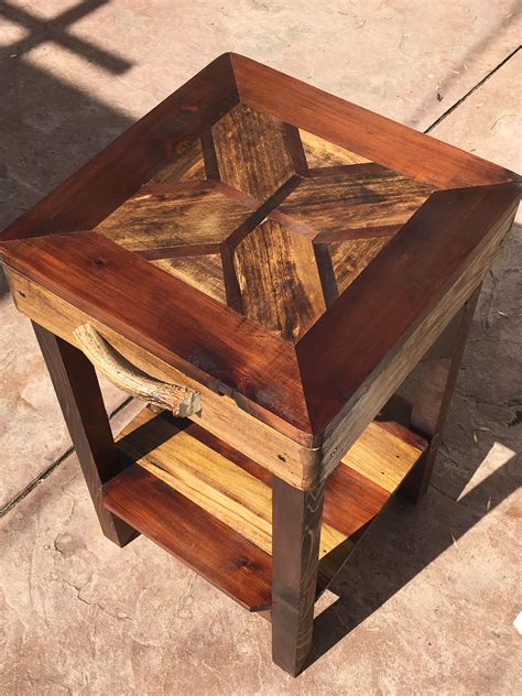 diy cedar  pallet wood  table