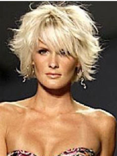 Brides are ditching long locks for short formal hairstyles tonight 12