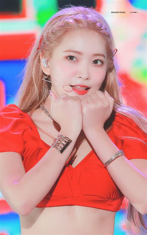 Йери из Red Velvet получила новое прозвище из-за ее нового цвета волос ...