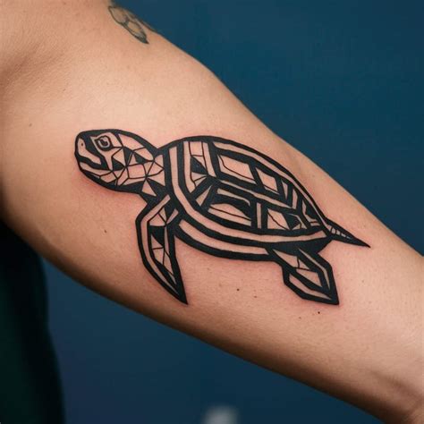 40 Bold Snapping Turtle Tattoo Designs That stand Out! – The Turtle Hub