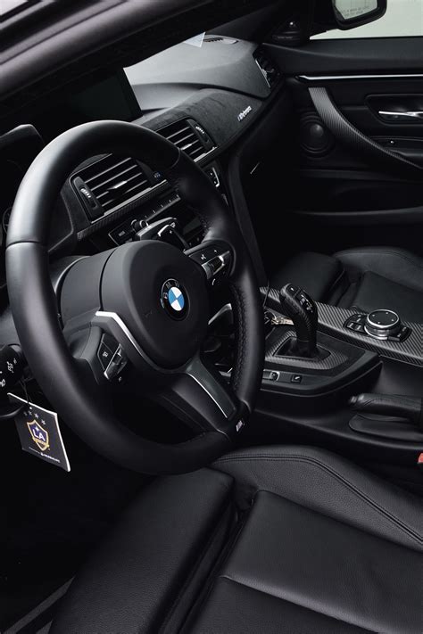 Vistale - BMW M3 Interior | via