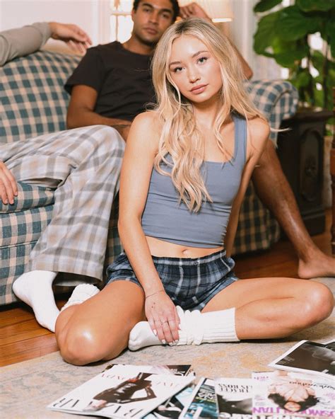 Taylor Hudson | Who’s excited for summer | Instagram