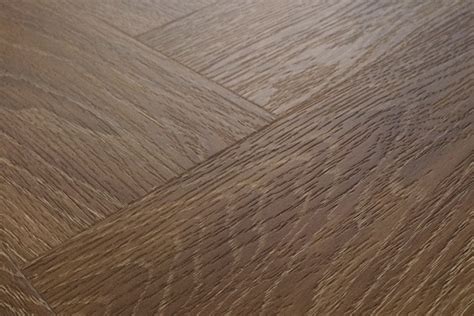 Виниловый пол TOBACCO BROWN OAK Замковый влагостойкий