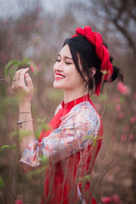 kostenloses foto zum thema lacheln madchen vietnamesisch